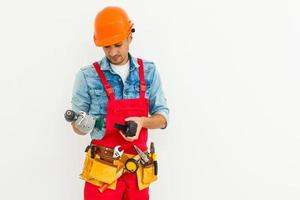 trabalhadores da construção civil em um fundo branco foto