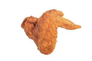 asas de frango frito crocantes em um fundo branco foto