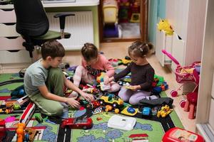 fez bagunça de brinquedo foto