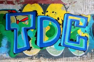 imagem detalhada do desenho de graffiti de cor. imagem de arte de rua de fundo foto