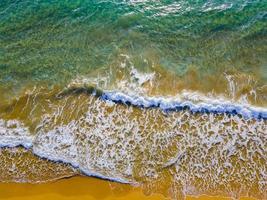 mar aéreo e foto incrível da praia