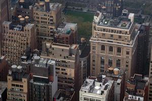 nova york manhattan arranha-céus telhados e torre de água foto