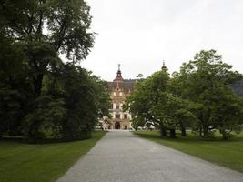 graz vista histórica do castelo eggenberg foto