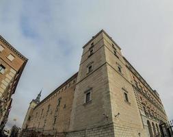 alcazar toledo vista da cidade velha medieval, espanha foto