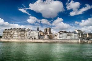 panorama de vista da paisagem urbana de paris do sena foto