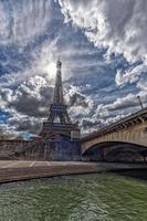 paris ensolarado céu azul vista aérea foto