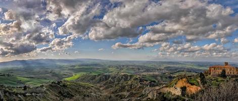 colinas da toscana ao redor de florença vista aérea paisagem foto