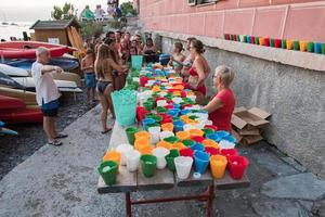 camogli, itália - 6 de agosto de 2017 - velas tradicionais de stella maris na celebração do mar foto