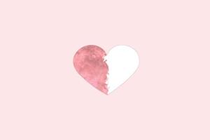 coração com fumaça rosa em um fundo rosa. símbolo de amor. Dia dos Namorados