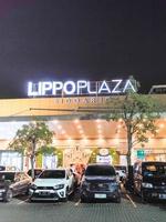 sidoarjo, jawa timur, indonésia, 2023 - foto do estacionamento no shopping lipo plaza sidoarjo