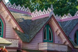 casas coloridas de pão de gengibre de Martha Vine foto