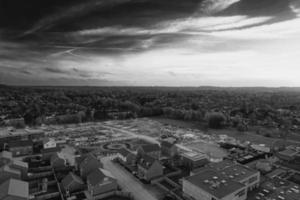 vista de alto ângulo da paisagem britânica da inglaterra em preto e branco clássico foto