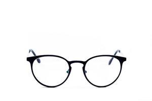 close-up de óculos em um fundo branco foto