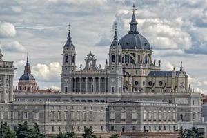 madri capital da espanha palácio real foto