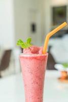 smoothie de frutas vermelhas foto