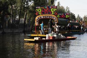 cidade do méxico, méxico - 30 de janeiro de 2019 - xochimilco é a pequena veneza da capital mexicana foto