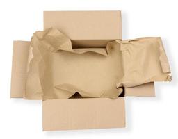caixa de papelão marrom retangular vazia aberta para transporte e embalagem de mercadorias foto