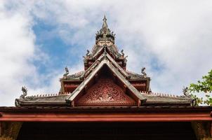 antigo pavilhão do mosteiro wat sisaket na cidade de vientiane do laos foto