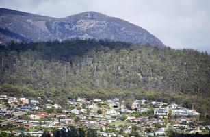 subúrbio residencial da cidade de hobart da tasmânia foto