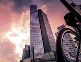 edifícios altos em frankfurt, alemanha foto