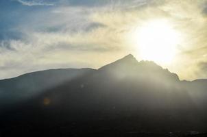 vista panorâmica das montanhas foto