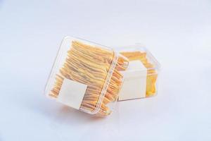a manteiga de biscoito de lanche na caixa transparente. foto