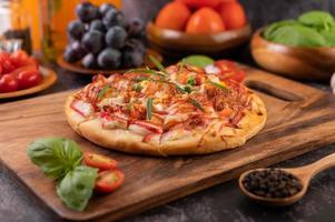 pizza caseira com ingredientes