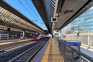 rogoredo milão estação de trem itália foto