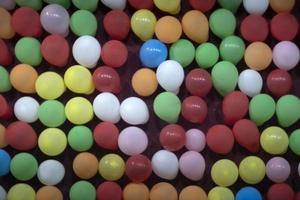 muitos balões de cores foto