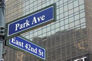 placa de rua de nova york park avenue foto