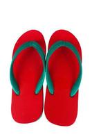 sandálias flip flops cor vermelho verde isolado no fundo branco foto