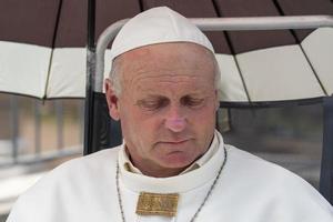 roma, itália - 15 de junho de 2019 - sósia do papa john paul ii foto