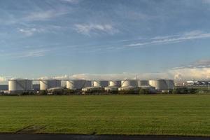 edifício do aeroporto de schiphol e área de operação de amsterdã foto