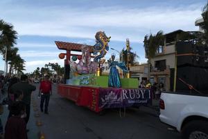 la paz, méxico - 22 de fevereiro de 2020 - carnaval tradicional da baja california foto