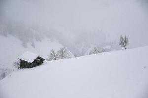 paisagem de inverno nos alpes austríacos foto