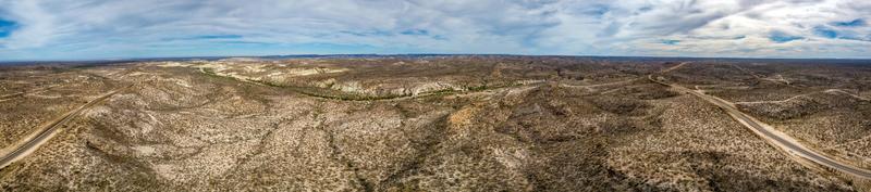 panorama aéreo deserto de baja california paisagem colorida vista foto