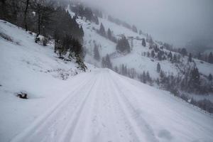 paisagem de inverno nos alpes austríacos foto