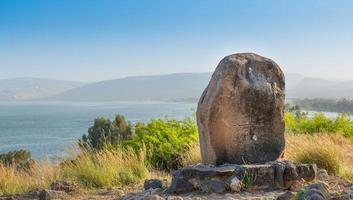 monte das bem-aventuranças e lago de tiberíades foto