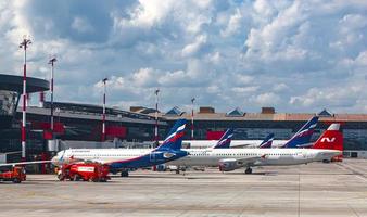 moscou, rússia - 12 de julho de 2022 o aeroporto internacional de sheremetyevo é um aeroporto internacional localizado em khimki, oblast de moscou, rússia foto