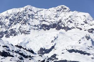 glacier bay national park pico da montanha nevada foto