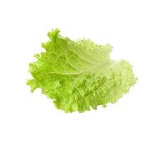 folha de alface verde isolada no fundo branco, comida saudável foto