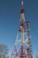 torre de televisão, vista inferior foto