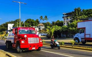 puerto escondido oaxaca méxico 2022 caminhões mexicanos transportadores de carga carros de entrega em puerto escondido méxico. foto