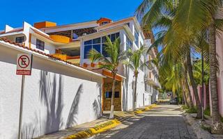 puerto escondido oaxaca méxico 2022 vista panorâmica rua turística palm city zicatela puerto escondido méxico. foto