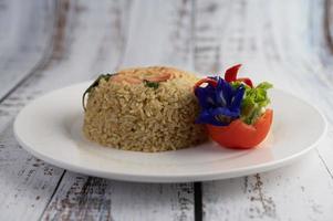 camarão decorativo arroz frito