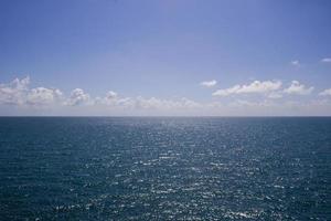 visão clara do oceano