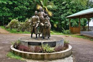 mahe, seychelles 12.01.2023 monumento dos escravos da liberdade no alojamento da missão foto