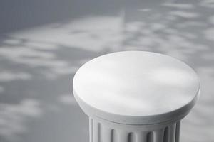 cilindro coluna romana pódio exposição do produto 3d fundo de renderização em pedra branca com vista superior de luz manchada foto