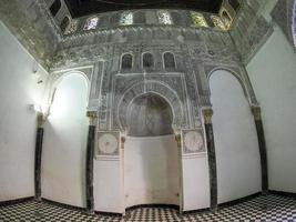 al-attarine madrasa em fez, marrocos foto