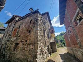 grondona antiga vila medieval de Piemonte foto